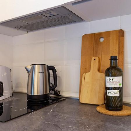 Amazing Studio In The City Center + Wifi Trieste Eksteriør bilde