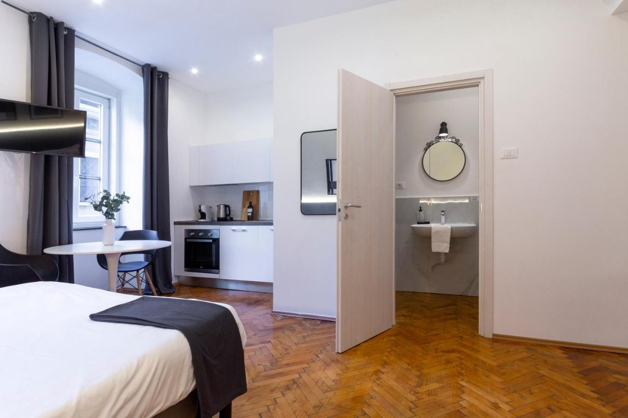 Amazing Studio In The City Center + Wifi Trieste Eksteriør bilde